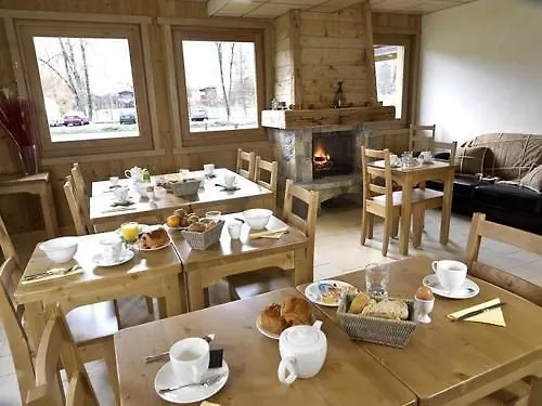 La Ferme Du Lac Thyez فندق